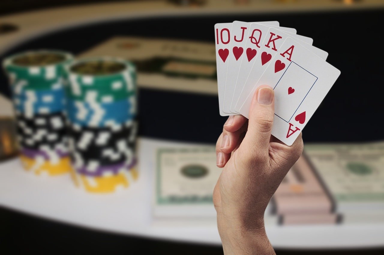 Interface aplikasi mobile tokyo88 menampilkan pasar taruhan Liga 1 dan permainan slot